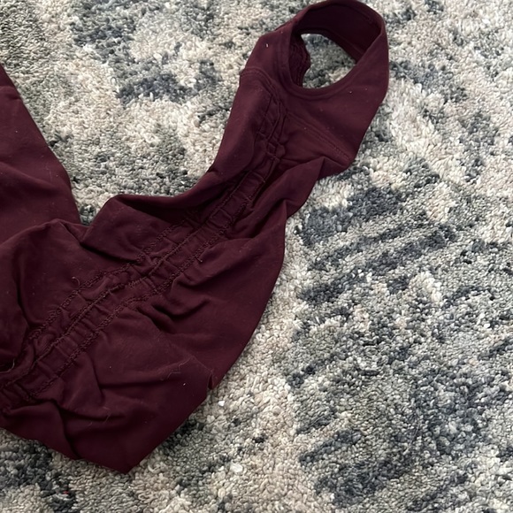 Maroon lululemon leggings - Picture 2 of 5